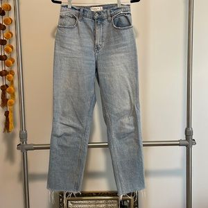 Abercrombie & Fitch 90’s Straight Ultra High Rise Curve Love Jeans